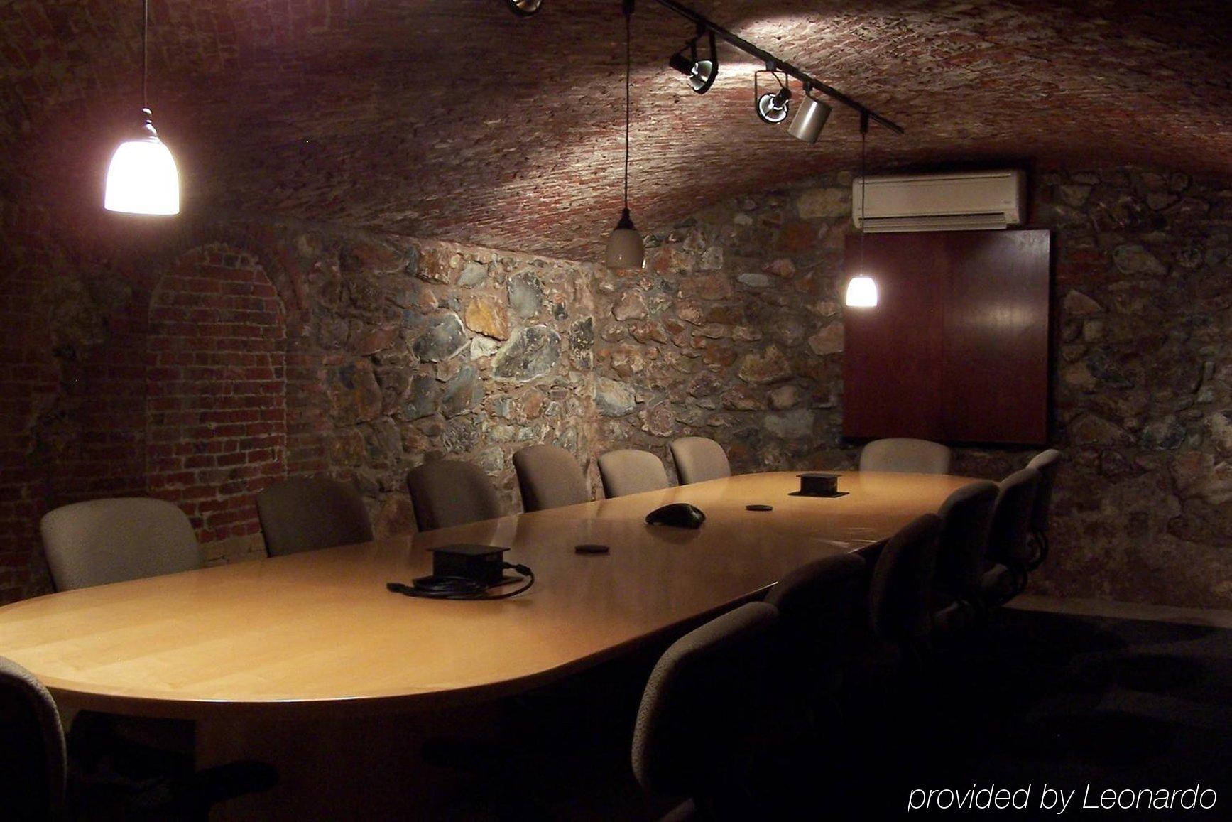 Grass Valley Courtyard Suites 시설 사진