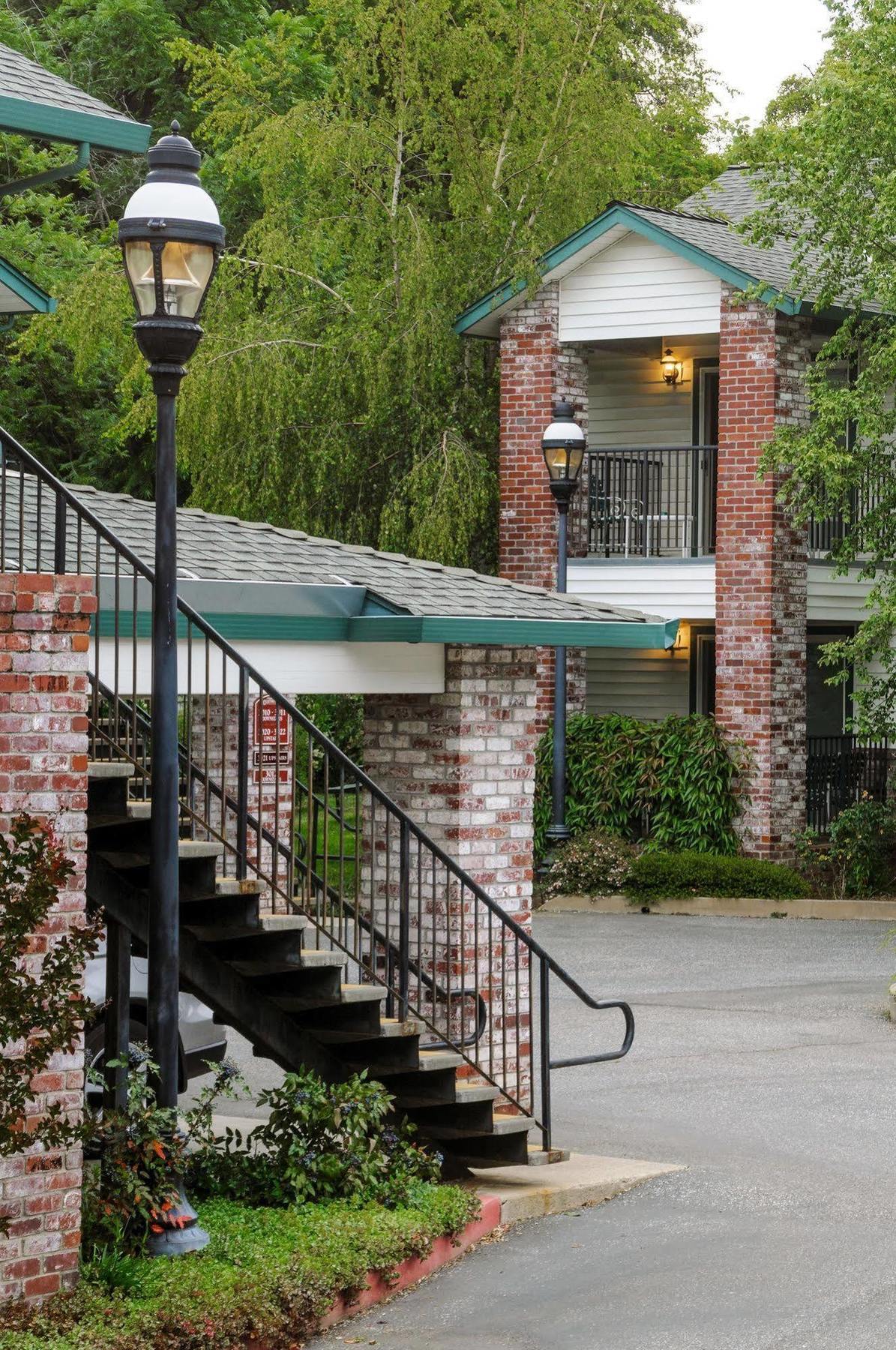 Grass Valley Courtyard Suites 외부 사진