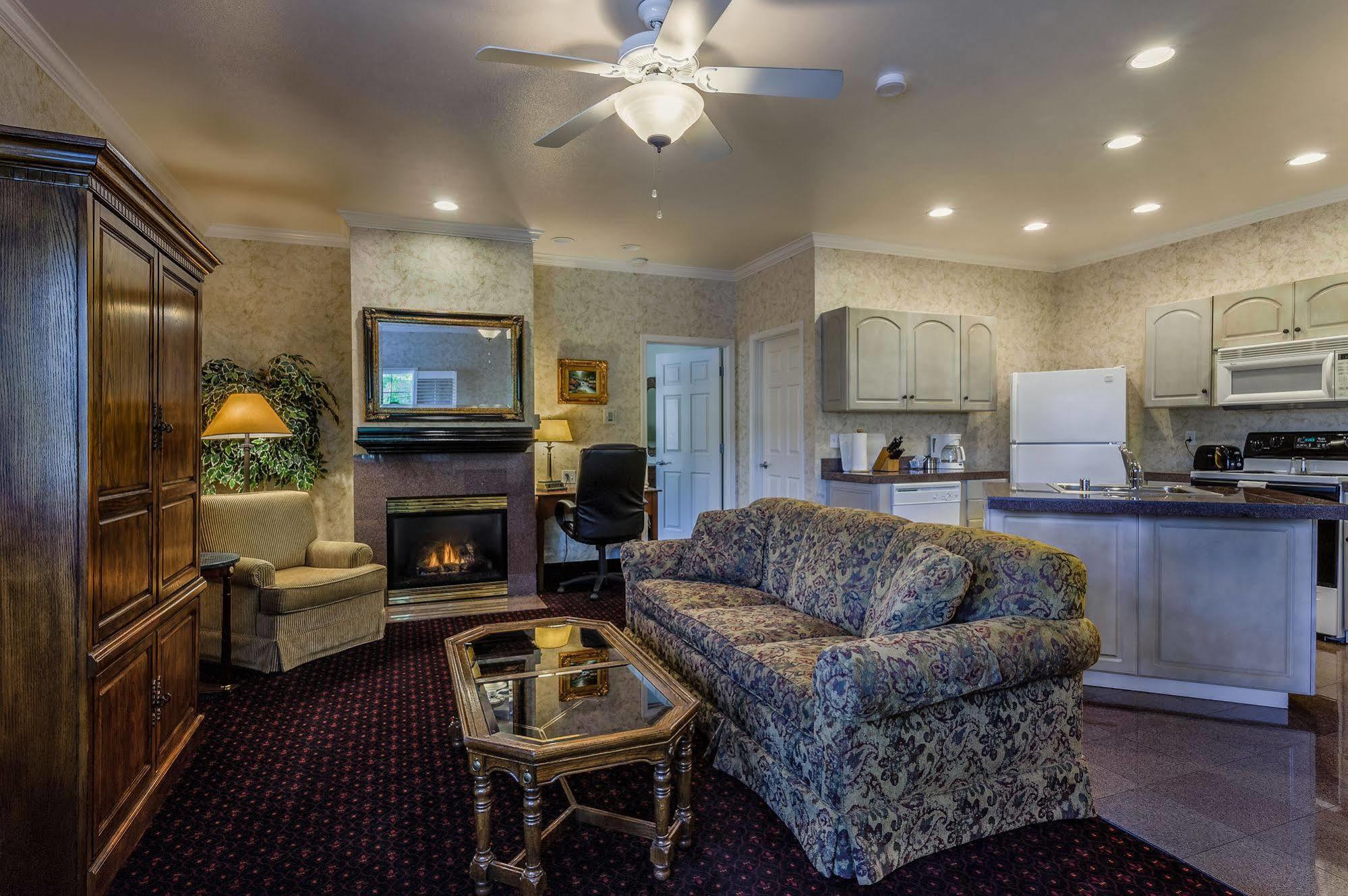 Grass Valley Courtyard Suites 외부 사진